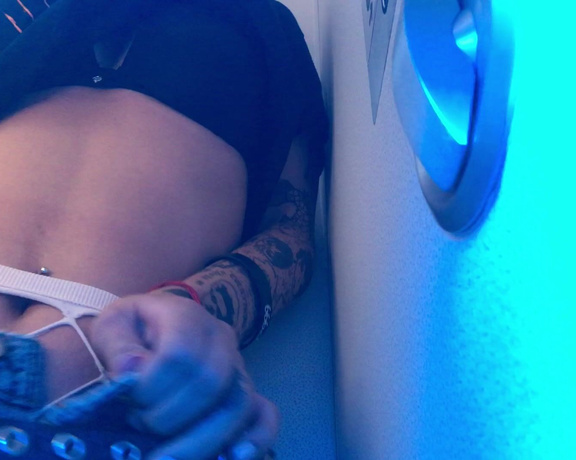 Ashleejuliet Masturbating In Airplane Bathroom