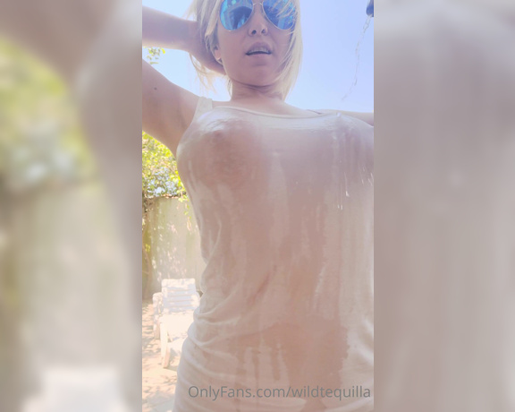 Wildtequilla OnlyFans - Another hot day wet dress