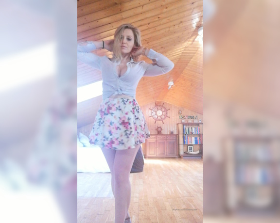 Wildtequilla OnlyFans - Yesss please dance with me