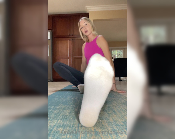 Goddess Kaylee aka Xomaddykxo OnlyFans - POV I’m your yoga teacher, I slip off my socks and you get a little too excited as expected I let y