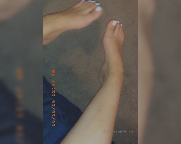 China Jai aka Chinajai OnlyFans - You like my feet I love how white looks on my toes I need to give a footjob cause my feet lookin
