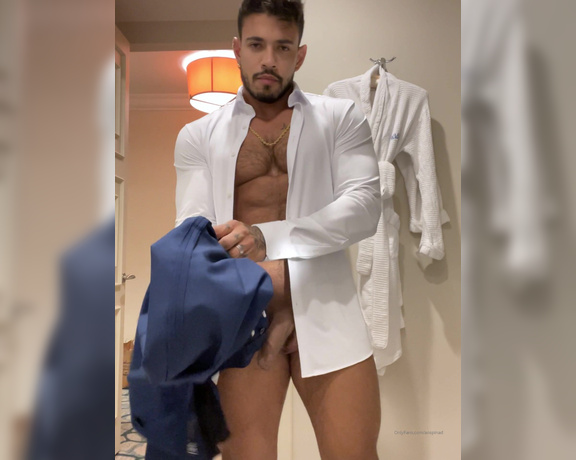 Alejo Ospina aka Aospinad OnlyFans - Do you like seeing my dick getting hard and with a suit on