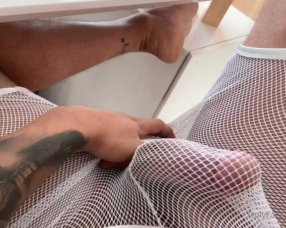 Alejo Ospina aka Aospinad OnlyFans - Is this sexy do u like mesh