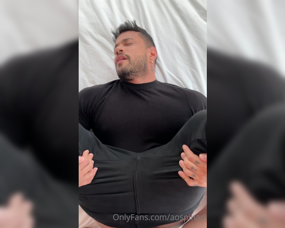 Alejo Ospina aka Aospinad OnlyFans - When i’m on a rush and can’t get naked but still want to get fucked @xxltoplondon