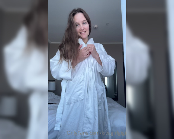 Gigi Miller aka Kiwigirlgigi OnlyFans - From motel to hotel but I know you’d ravage my body regardless of where we are