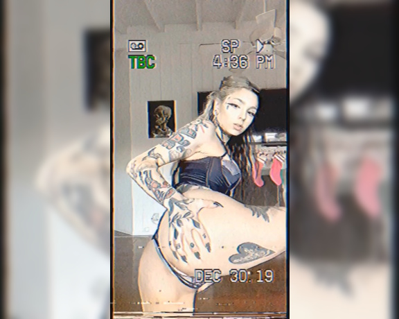 Taylor white aka Taylorwhitetv OnlyFans - Love this old school vhs sex tape vibe filter, but I also have an up close high quality cum show tha