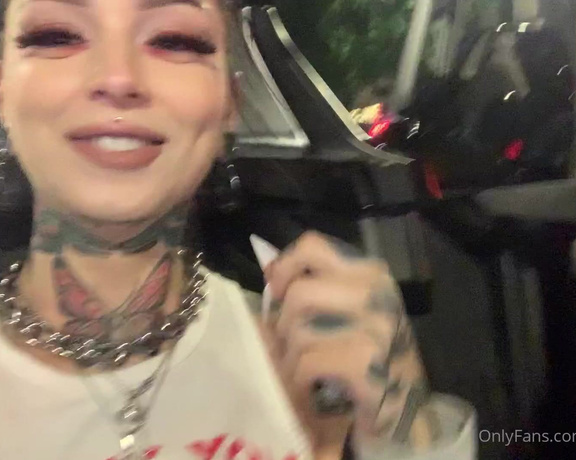 Taylor white aka Taylorwhitetv OnlyFans - Should have took more videos of this but boobies In the wind is the best feeling lolol Btw that i