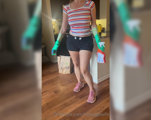 Hotyogawife OnlyFans - Doing some cleaning around the house! And having fun with @funhubby