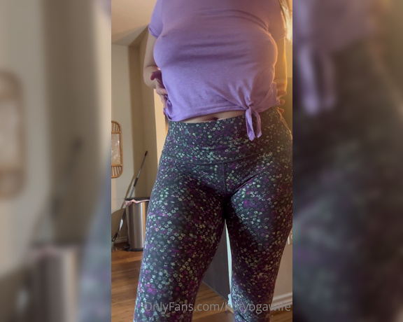 Hotyogawife OnlyFans - Let me know if you like my random post!