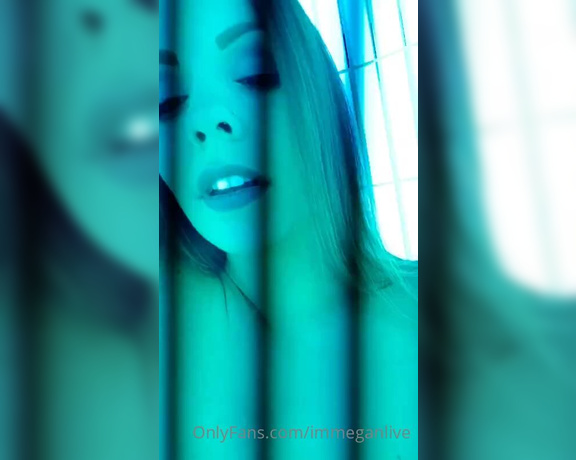 Immeganlive OnlyFans - Tanning special ) Multiple clips Swipe LeftRight 3