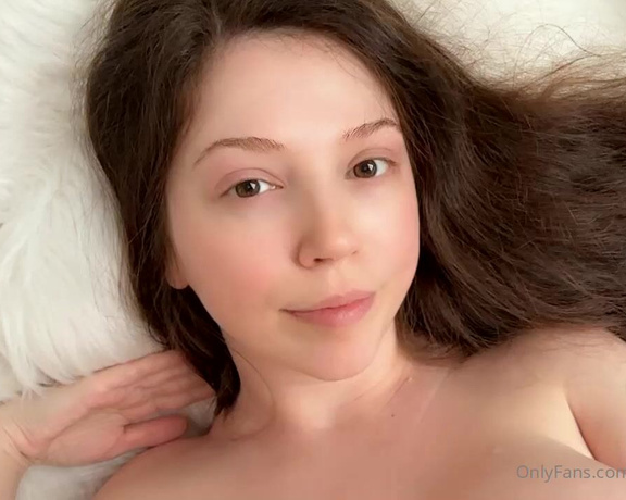 Lilcanadiangirl OnlyFans - Good Moaninggg , would you nut in me