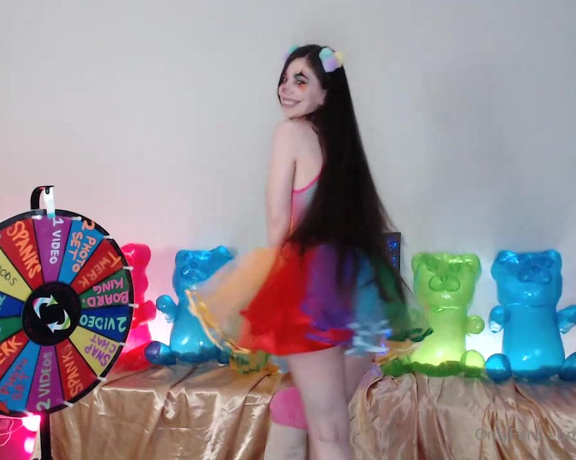 Lilcanadiangirl OnlyFans - Halloween Clown Show Recording October 2020 ~ 21mins!