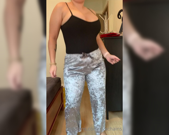 Mermaid Eva aka Mermaideva OnlyFans - I tried making a tiktok style vid, do you think its alright for a first try P