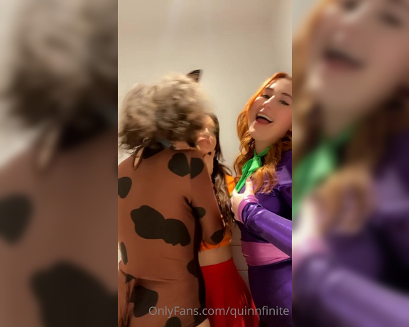 Quinn Finite aka Quinnfinite OnlyFans - I keep watching this ridic video of me @isla moon and @effycutiexx in the bathroom at a Halloween pa