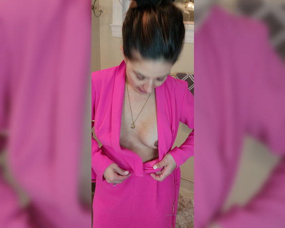 Mrs Poindexter aka Mrspoindexter OnlyFans - Ok, NGL, I am so beat I know its not all that sexy, but I did my mandatory meeet and greet time fu
