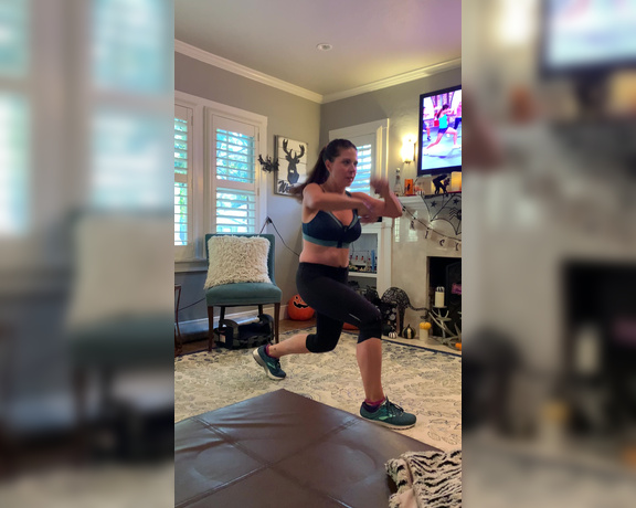 Mrs Poindexter aka Mrspoindexter OnlyFans - Just doing my HIIT video, nothing to see here