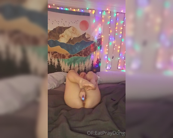 Eatpraydong OnlyFans - Its my last night alone and Ive been extra horny, who wants to cum with me