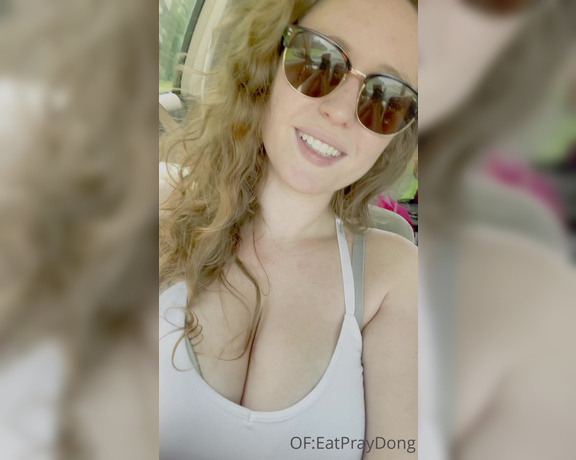 Eatpraydong OnlyFans - Jusssst a little flashing fun while we’re out and about If you see us driving by, make sure you wav