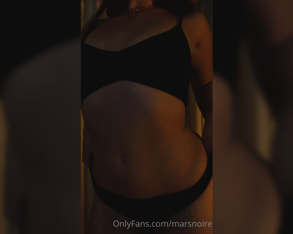 Mars Noire OnlyFans aka Marsnoire - Secret about me i love when were making out and you tug on my nipples Always shoots waves down my