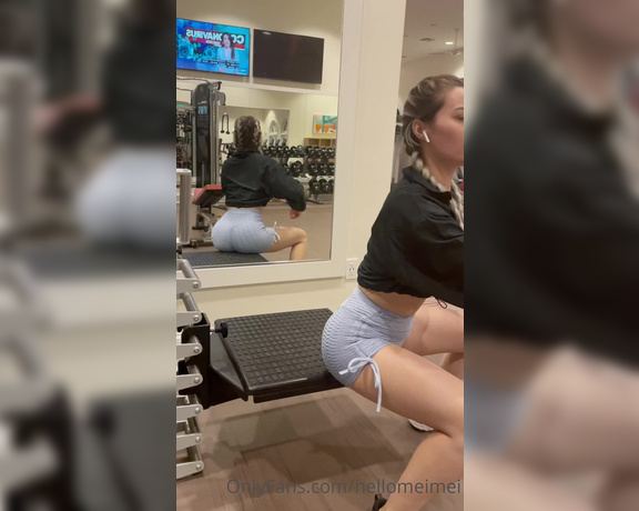 Mei Minato aka Hellomeimei OnlyFans - Idk if you guys care to see this, but my friend offered to film me doing some quick squats should