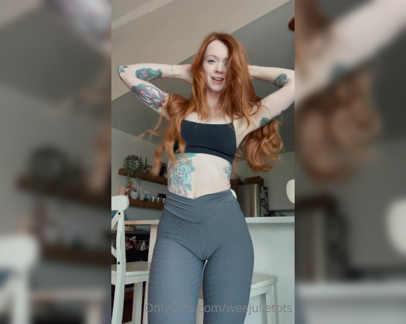 Weejulietots OnlyFans - Morning activities… How did I know these were ur fav leggings