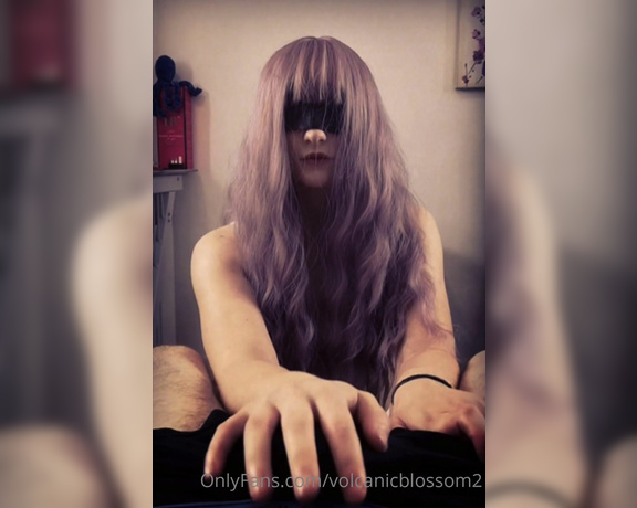 Pufffypink Porn OnlyFans - How Blossom treats her fans (Loop)