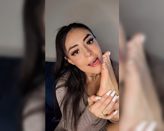 Cookiesbby OnlyFans - Stroking my tongue along my sole cum join