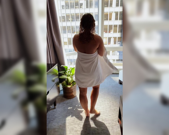 Rae aka Urfavrae OnlyFans - Would you let me drop my towel for you happy 4th of July (like for more)