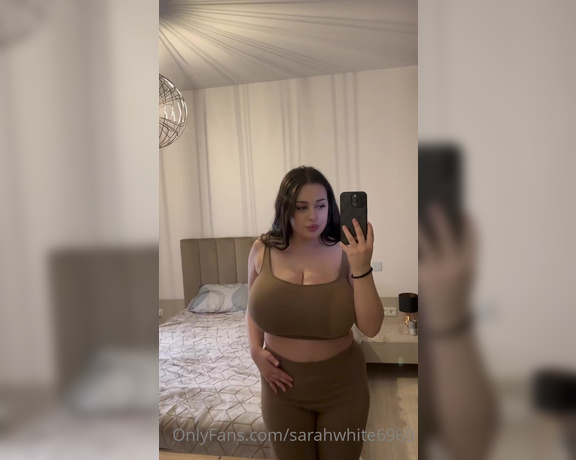 Sarah aka Sarahwhite6969 OnlyFans - I want to give you the best V DAY EVER, PRESS THE BUTTON AND UNDRESS MEE