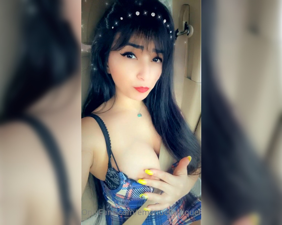 Emanuelly Raquel aka Emanuellyraquel OnlyFans - A little party in the car speaking English