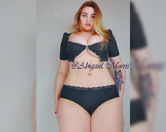 Abigaiil Morris aka Abigaiilmorris OnlyFans - I find it extremely funny how I just completely dropped my hair on my face But I did my very best