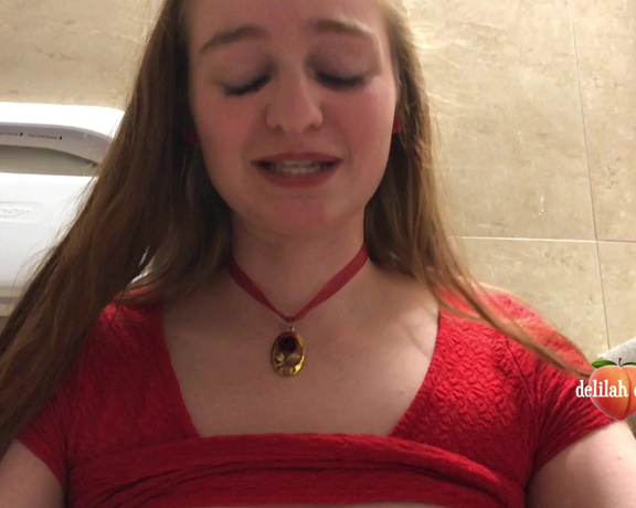 Delilah Cass Public Peeing On Toilet In Kohls