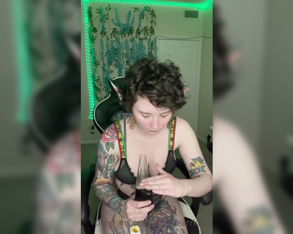 Lainabearrknee OnlyFans - Just a silly 420 video i forgot i had filmed lol im going through some mental stuff today but im go