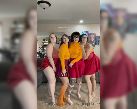 Lainabearrknee OnlyFans - We have a few of these fun videos from our collab! TIP $25 if you want the 6 collab videos and I wil