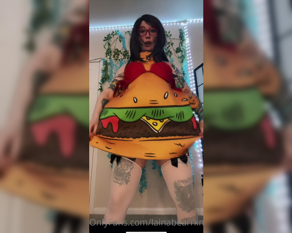Lainabearrknee OnlyFans - A BURGER W A BIKINI ON IT Linda and Bob porn dropping at 5pm EST )