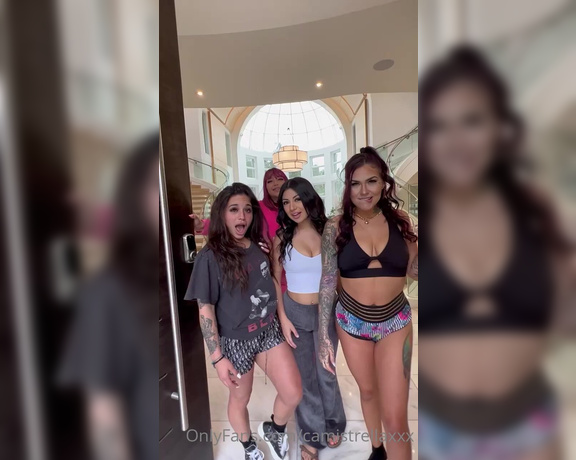 Cami Strella aka Camistrella OnlyFans - DM me STARBUCKSORGY to see this GGGGG FIVE GIRL ORGY This was so fucking hot @fitbadonkfree