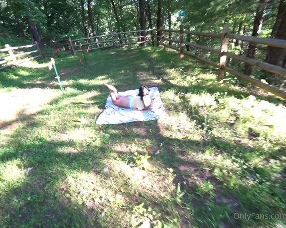 Cami Strella aka Camistrella OnlyFans - DM me PICNICSQUIRT to see me turn into a FOUNTAIN outdoors! Spent a weekend away in a little cabin