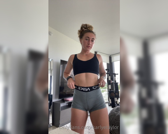 Karlye Taylor aka Karlyetaylor OnlyFans - Camel toe and booty