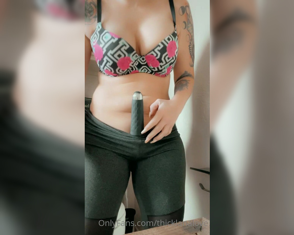 Thicklanalove - OnlyFans Video 1