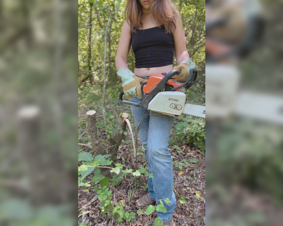 Maggie May aka Reallymaggiemay OnlyFans - I had no idea Stihl had an attachment like this, it’s perfect for the job The full length is going