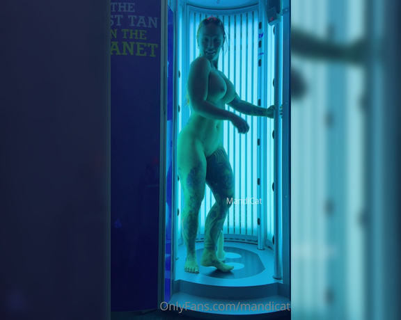 Mandicat OnlyFans - FREE VIDEO Brought a toy into the tanning room today private space