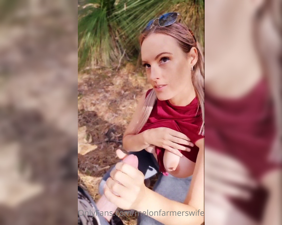 Melonfarmerswife OnlyFans - Sneaky bushwalks @luckyfarmer