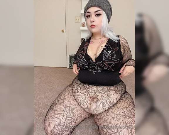 Satanpanties666 OnlyFans - Beep boop belly play!! 2