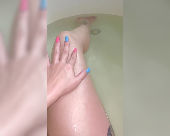 Mstriggahappy OnlyFans - Audio on I’m relaxing in the tub now who wants to make me cum