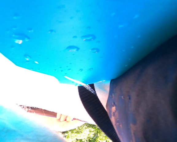 Cookinbaconnaked OnlyFans - Throwback to when we went kayaking with the gopro stuck to the underside of the boat and it fell off