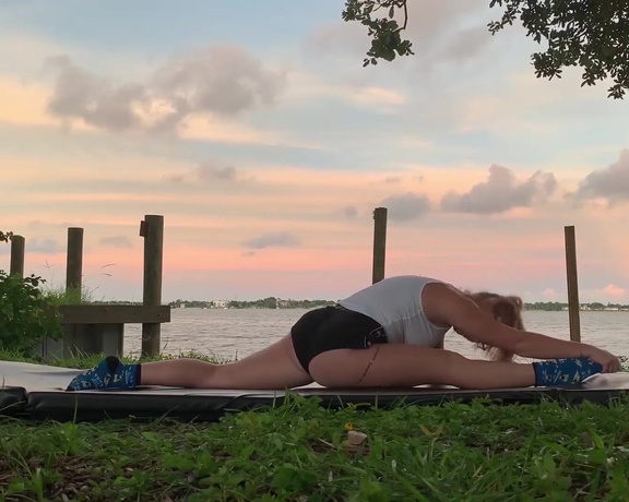 Livstixs OnlyFans- Just some yoga I thought Id share with you