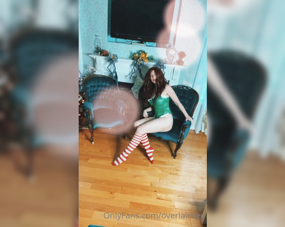 Overlairbee OnlyFans- Christmas elf striptease! All I want for Christmas is you! Lots of legs and twerking as I practice m