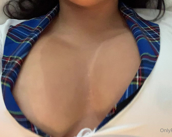 Big Titty Bri aka Sssxo OnlyFans - Who wants to be my horny professor