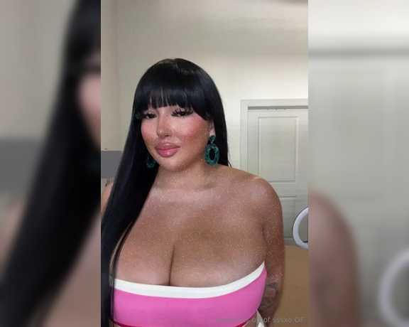 Big Titty Bri aka Sssxo OnlyFans - Definitely feel like my titties got bigger