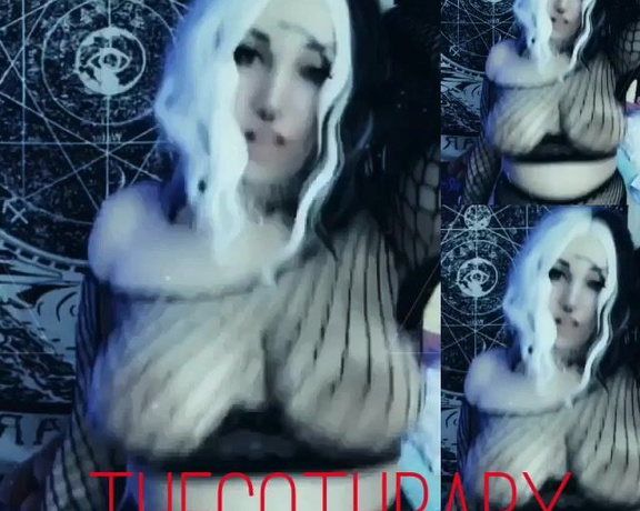 Honey huxxlee aka Thegothbaby OnlyFans - Playing around with video editing cause I can’t sleep